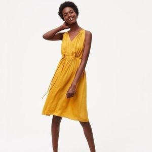 LOFT Dresses - NWT LOFT tassel tie waist dress LOFT Dresses - NWT LOFT tassel tie waist dress